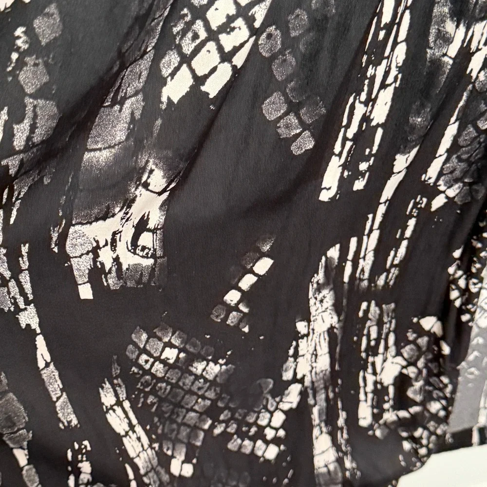 Intimately Free People Black White Snakeskin Print Maxi Kimono Small Deep V-Neck